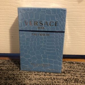 Versace Man Eau Fraîche 3.4oz Cologne